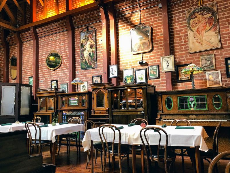 Orchestria Palm Court