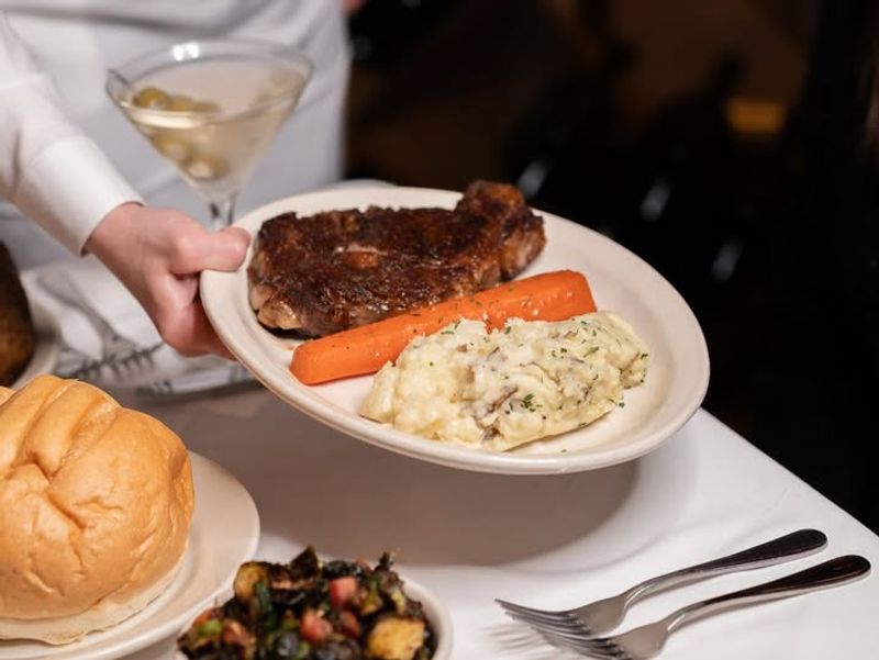 Bob’s Steak & Chop House