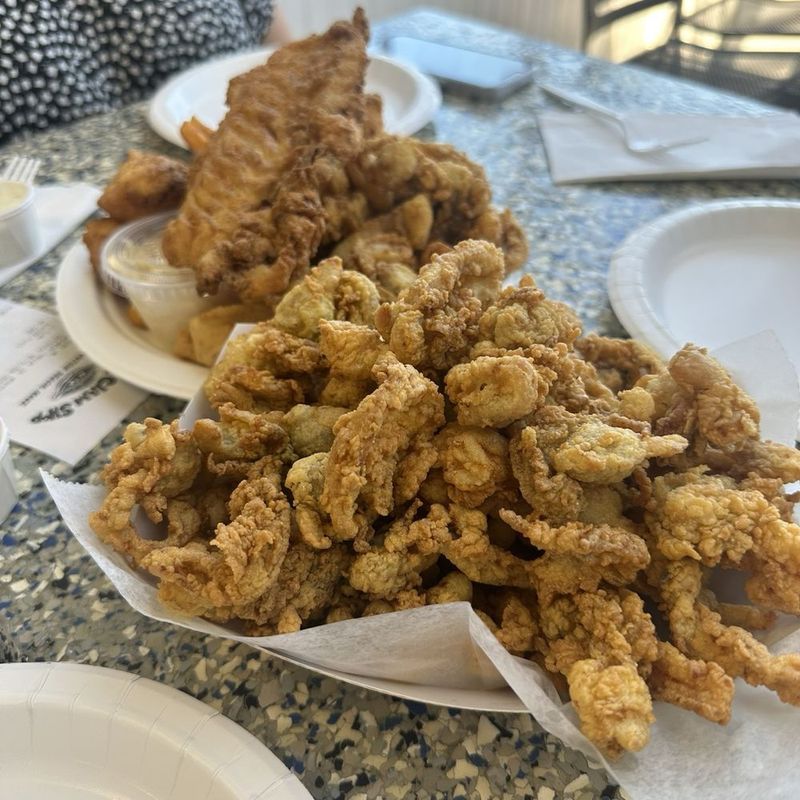 Tony's Clam Shop: Wollaston Beach's Seafood Gem