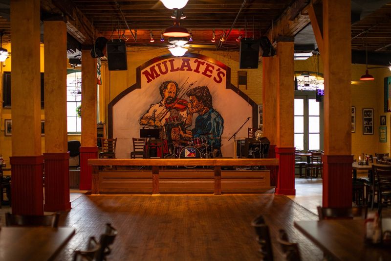 Mulate’s – Warehouse District