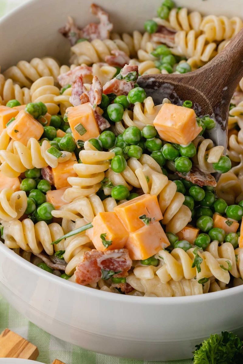 Creamy Ranch Bacon Pasta Salad