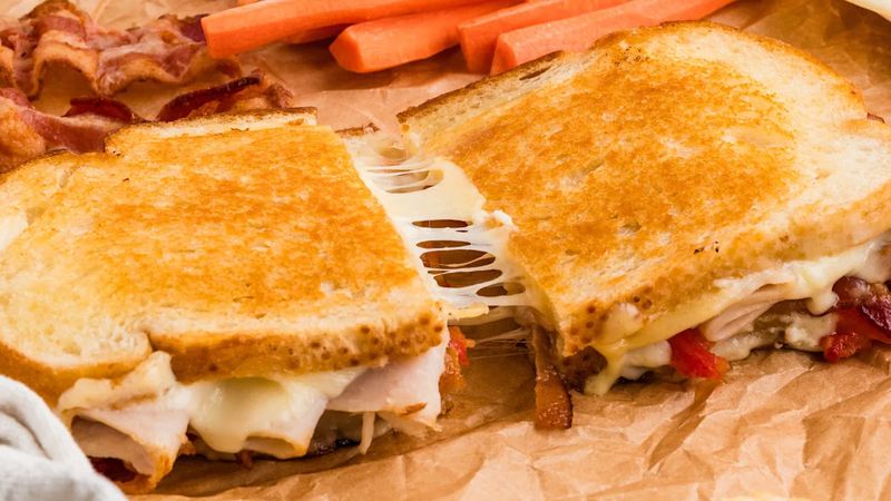 Grilled Cheese With Tomato Soup