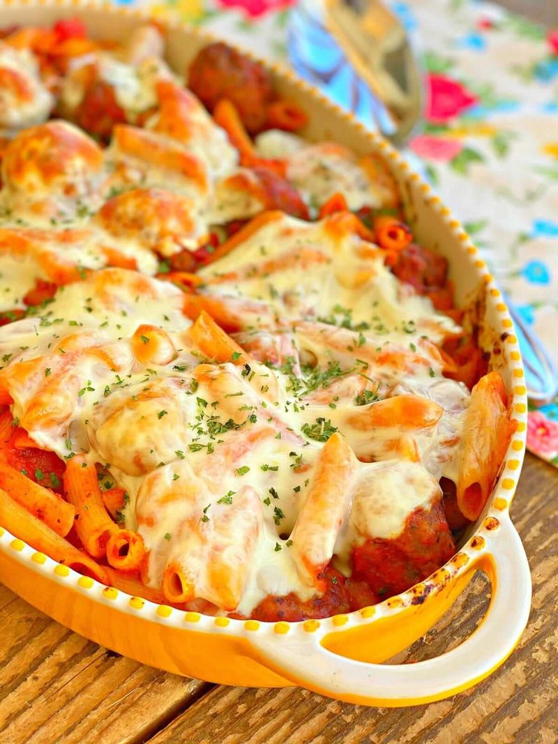 Baked Ziti (or any 'big pan of pasta' dinner)