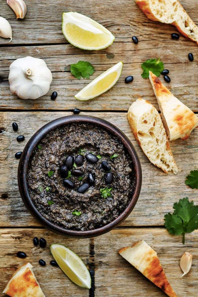 Black Bean Hummus