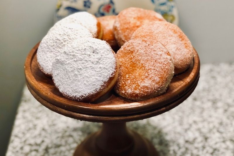 Fasnachts (Shrove Tuesday Doughnuts)