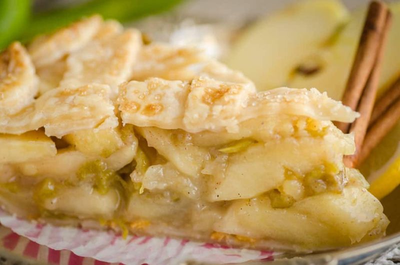 Green Chile Apple Pie (New Mexico)