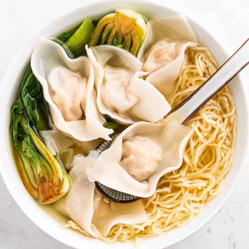 Hong Kong-Style Wonton Noodle Soup