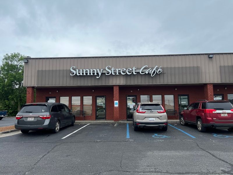 Polly's Restaurant — Cottage Hills