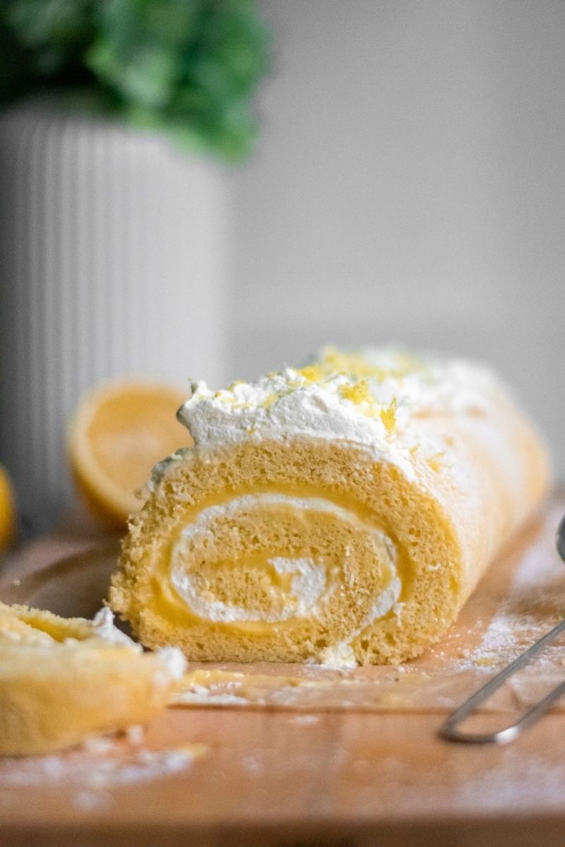 Lemon Curd Cloud Roll
