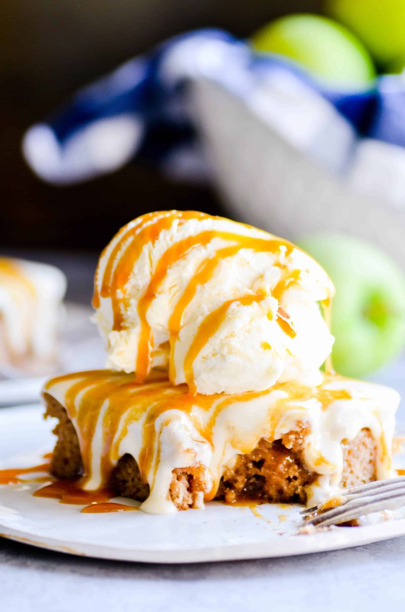 Apple Spice Sheet Cake