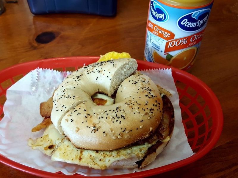 Surf Bagel (Delaware)