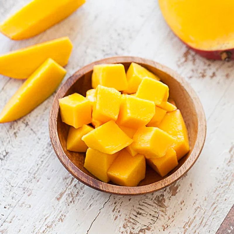 Mango chunks