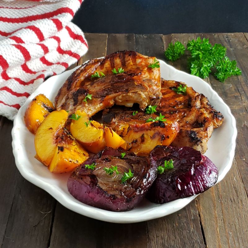 Pork Chops With Peach Glaze