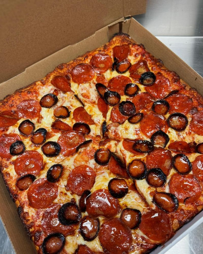 Pepperoni Cups Pizza (Buffalo Style)