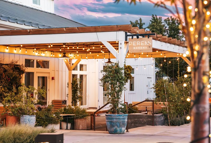 Nevada: Perenn Bakery (multiple locations)