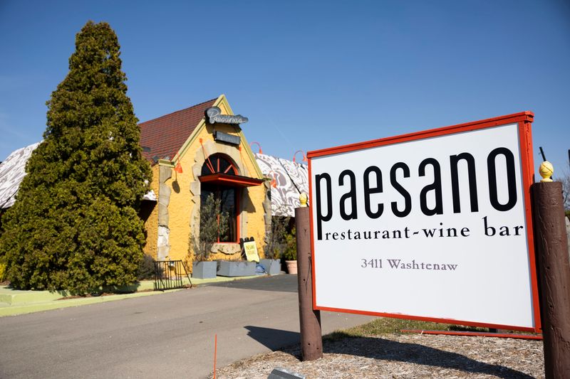Paesano's Restaurant (Grand Rapids)