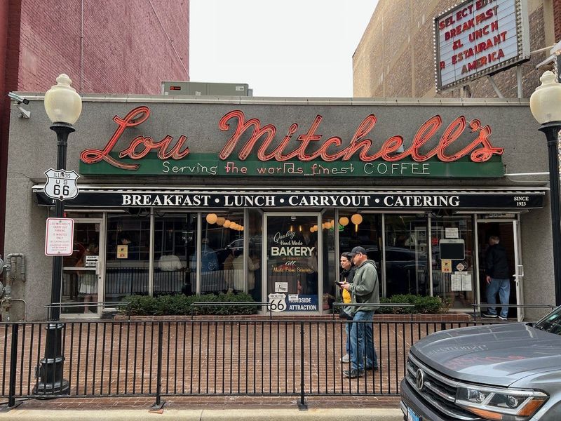 Lou Mitchell’s (Chicago, Illinois)