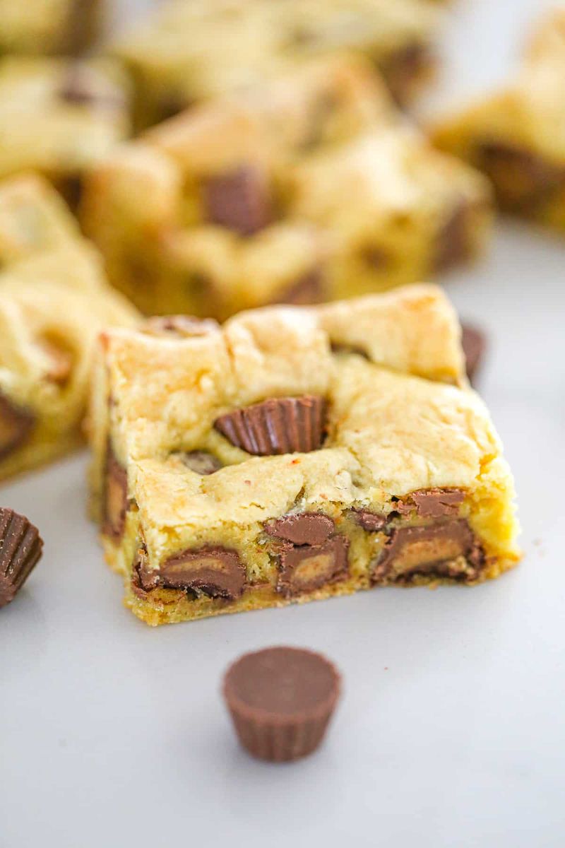 Peanut Butter Cup Cookie Bars