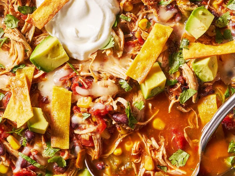 Slow Cooker Chicken Tortilla Soup