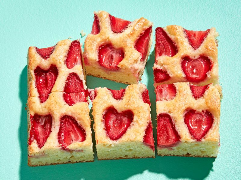 Strawberry Yogurt Snack Cake