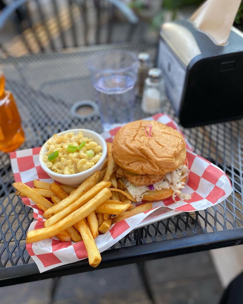 Roost Fried Chicken (Montana)