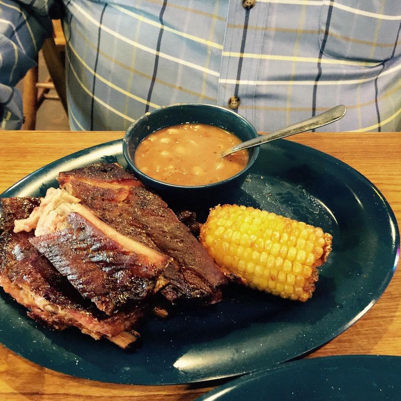 Rafter J BBQ and Steakhouse - Crowell