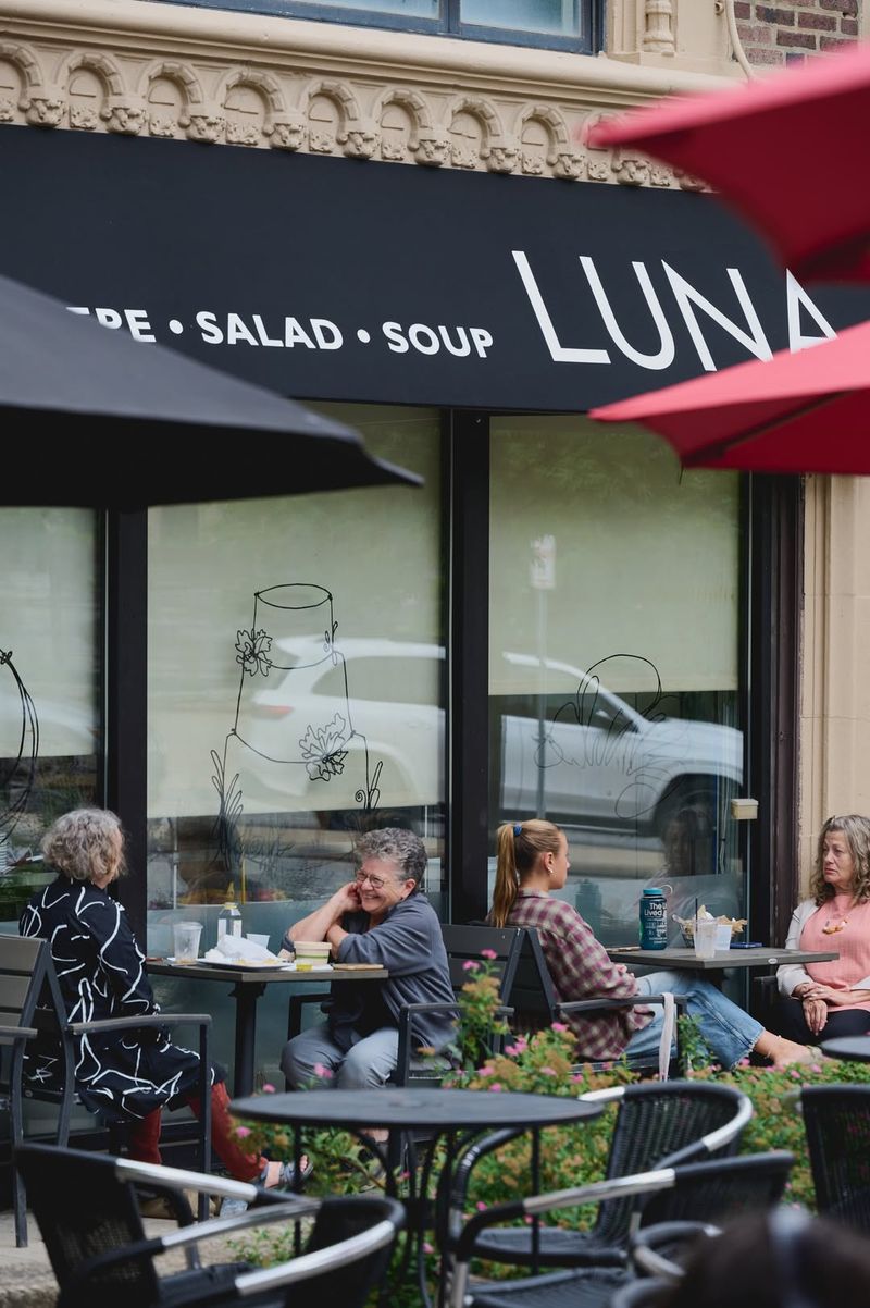 Luna’s Corner Bakery