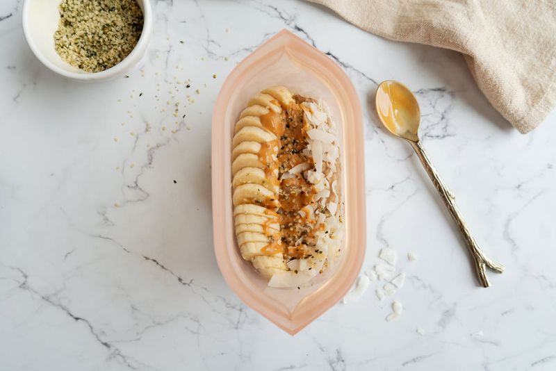 Cinnamon Banana Oatmeal