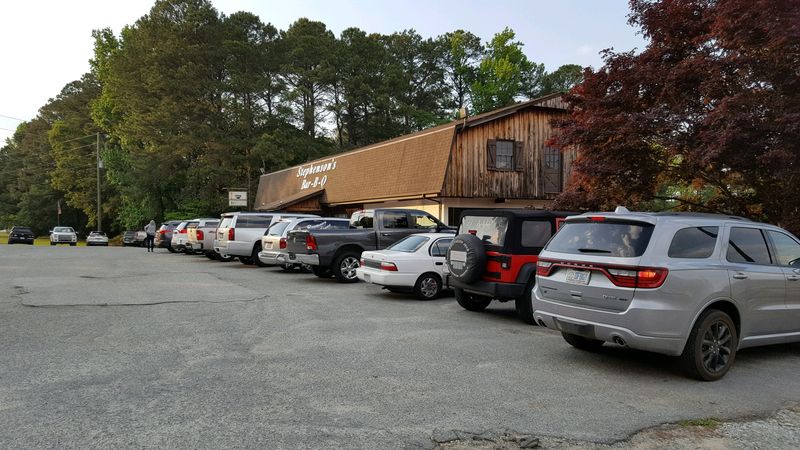 Stephenson’s Bar-B-Q – Willow Spring