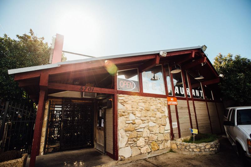 Drew's Place Soul Food Heaven