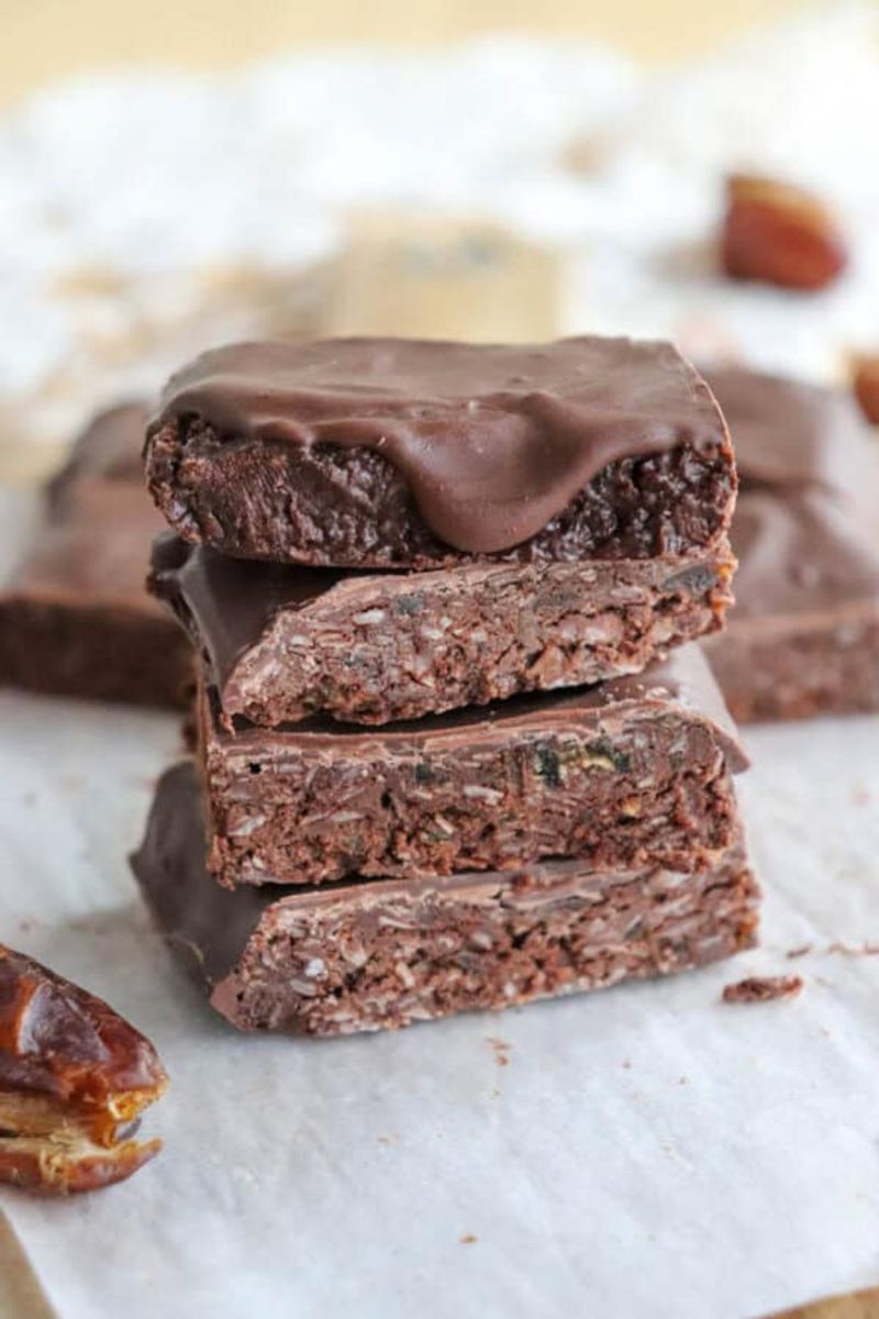 Date And Coconut Bars