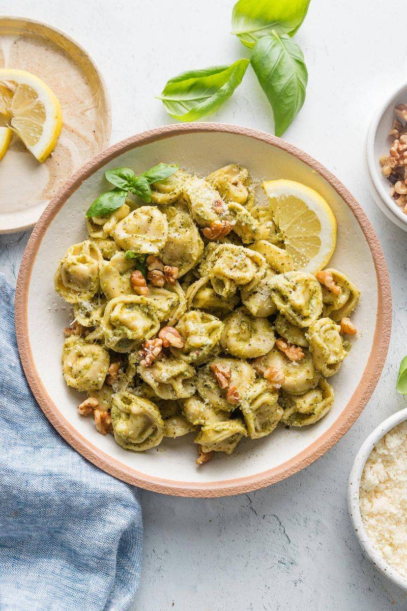 Creamy Pesto Tortellini