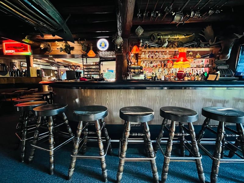 Michigan – Hack‑Ma‑Tack Inn, Gould City