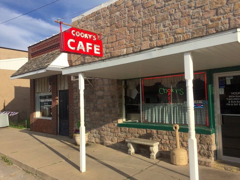 Cooky's Cafe
