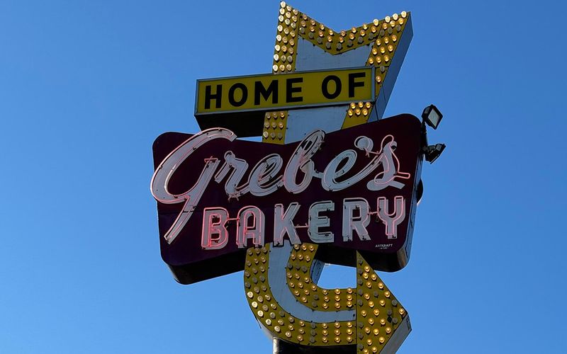 Grebe's Bakery - West Allis (Milwaukee Area)