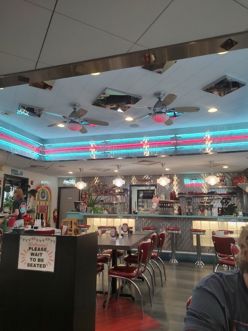 DJ’s Taste of the 50’s – Lancaster