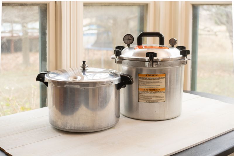 Pressure Canners and Canners