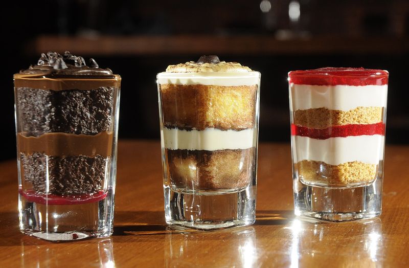 Discount Dessert Cups