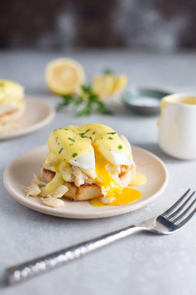 Crab Benedict