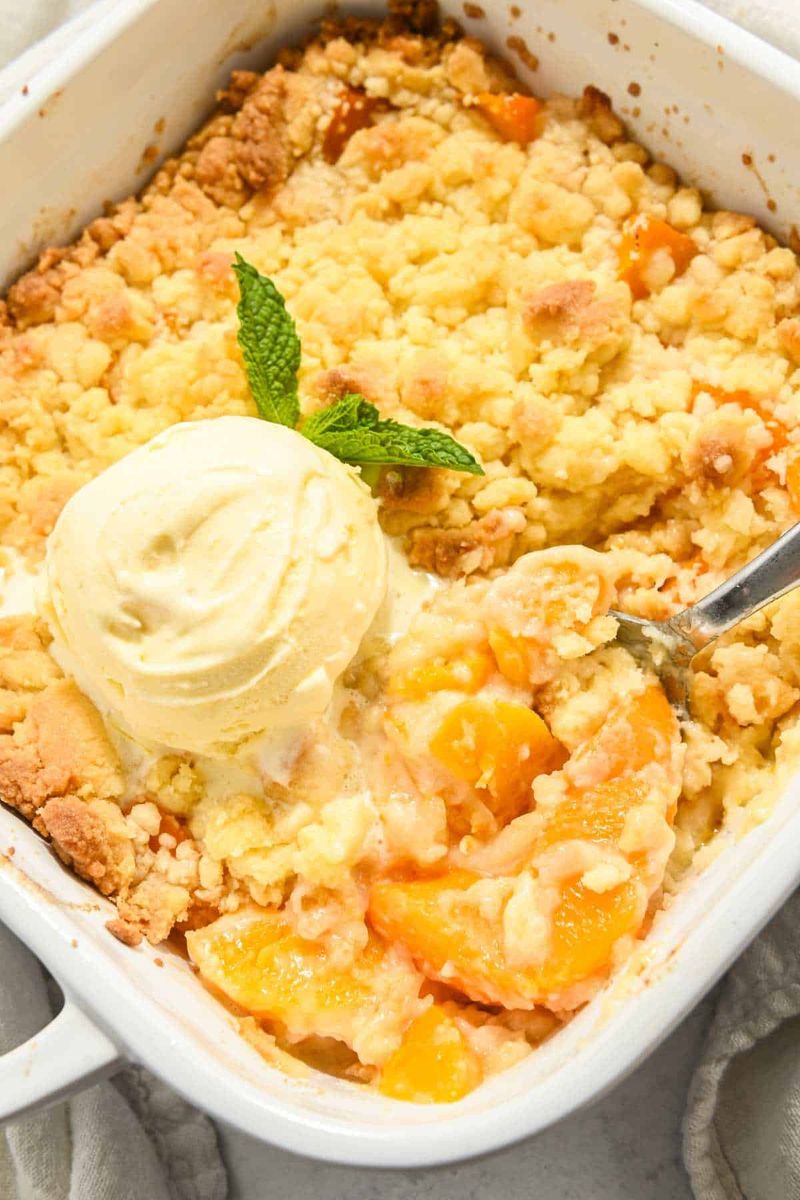Brown Sugar Peach Cobbler Cake