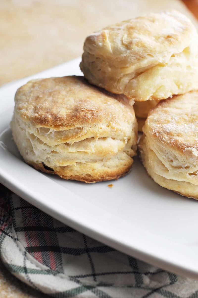 Butter Biscuits with Molasses (Mississippi)