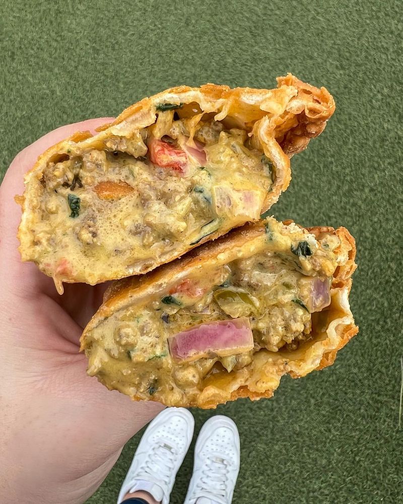The Cheeseburger That Breaks All Rules