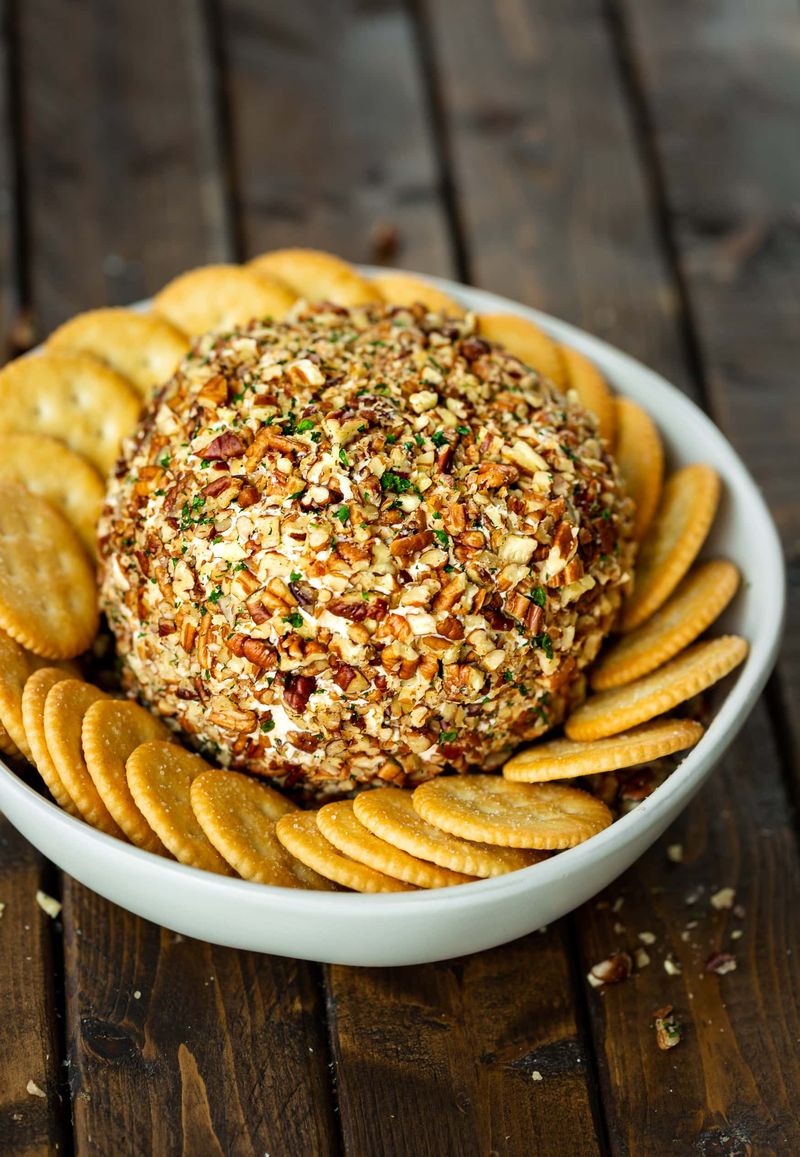 Cheese ball with crackers