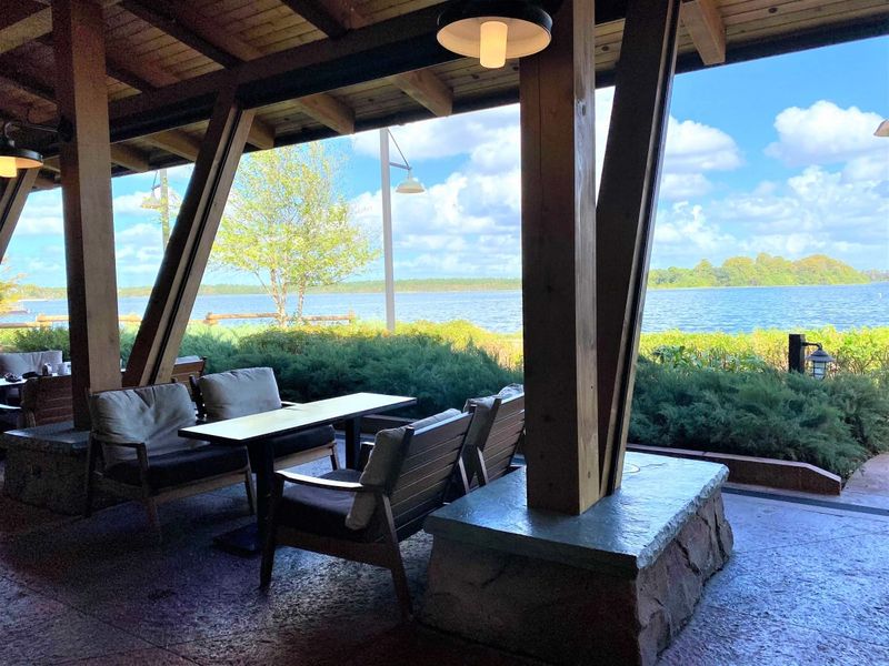 Geyser Point Bar & Grill