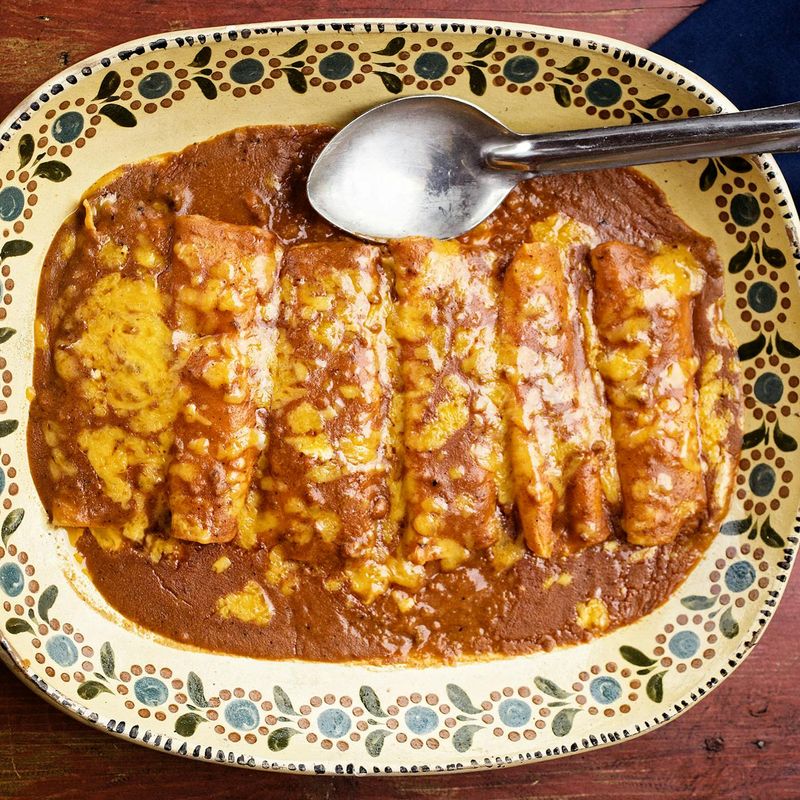 Tex-Mex Enchiladas (Chile Gravy & Cheddar)