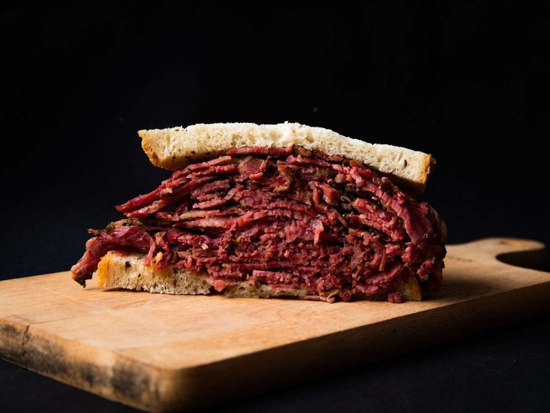 Deli Sandwiches: The Height-to-Mouth Ratio