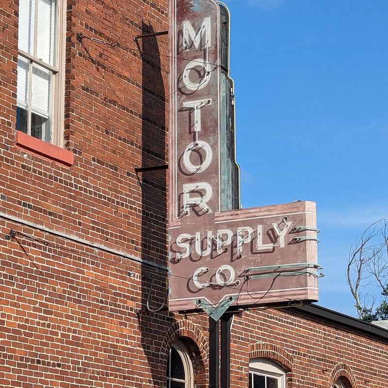 Motor Supply Co. Bistro - Columbia