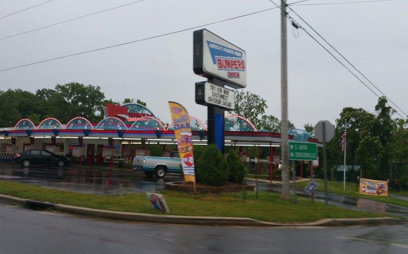 Bumpers Drive-In, Smithville
