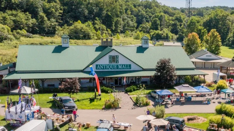 Hocking Hills Market (Rockbridge)