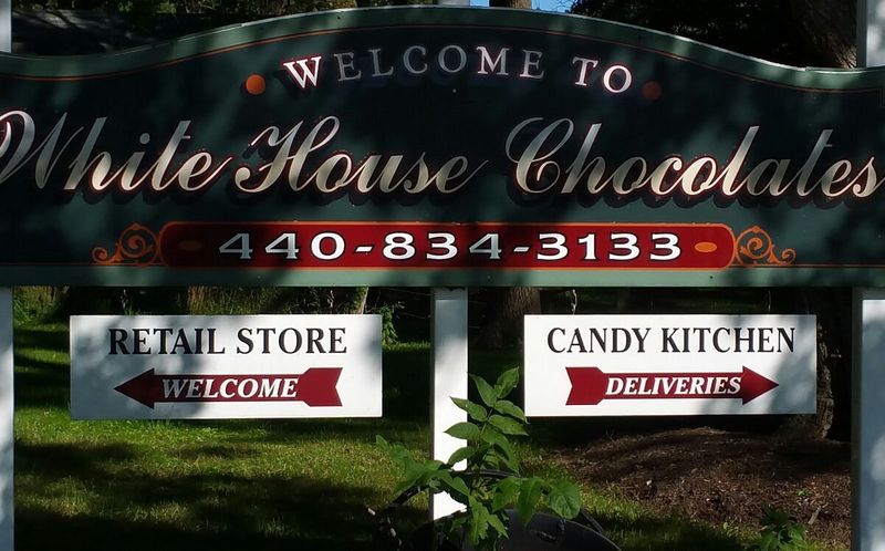 White House Chocolates, Middlefield